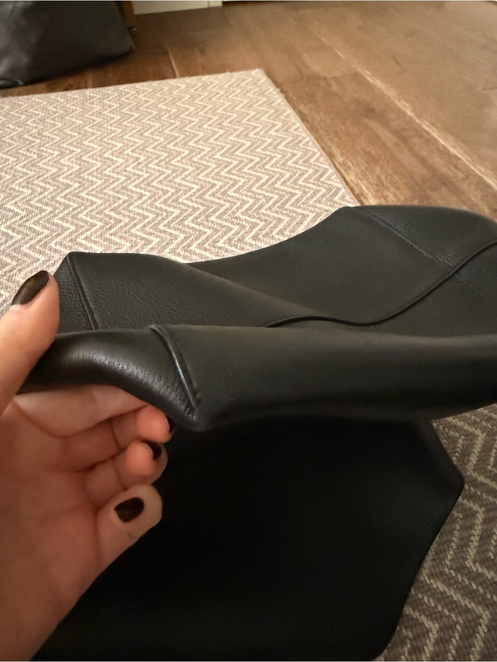 The Row Large NS Park Black Leather Tote - Picture 11 of 17